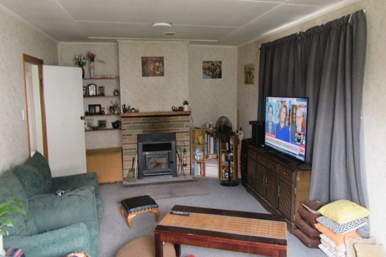 Photo of property in 10 Michael Street, Waimate, 7924