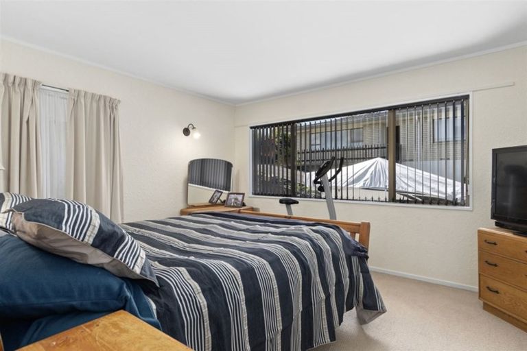 Photo of property in 22 Sunny Bay Road, Matua, Tauranga, 3110