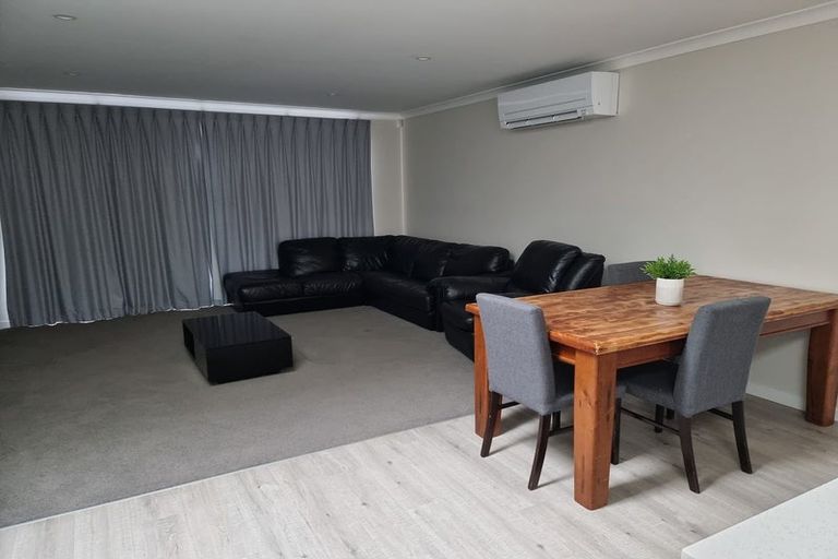 Photo of property in 16 Horoeka Street, Avonhead, Christchurch, 8042