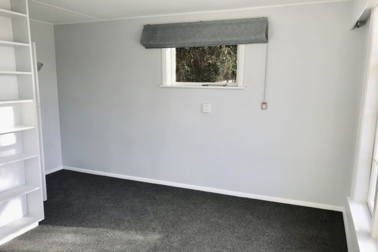 Photo of property in 12 Tawa Street, Eastbourne, Lower Hutt, 5013