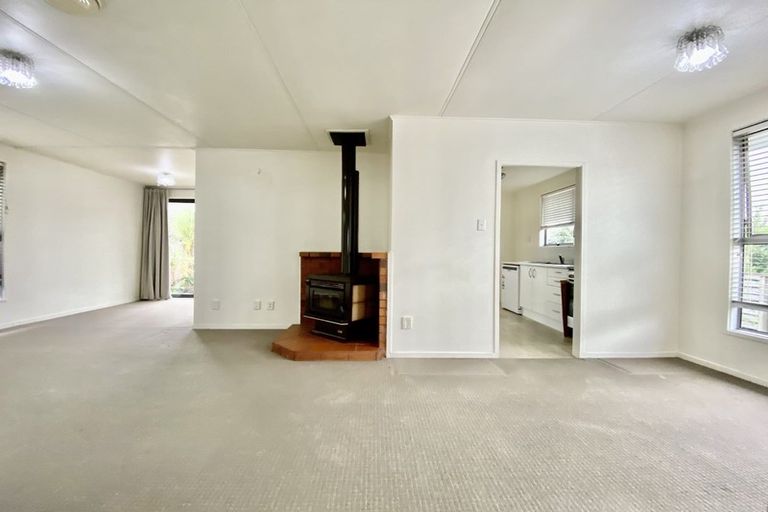 Photo of property in 60a Swaffield Road, Papatoetoe, Auckland, 2025