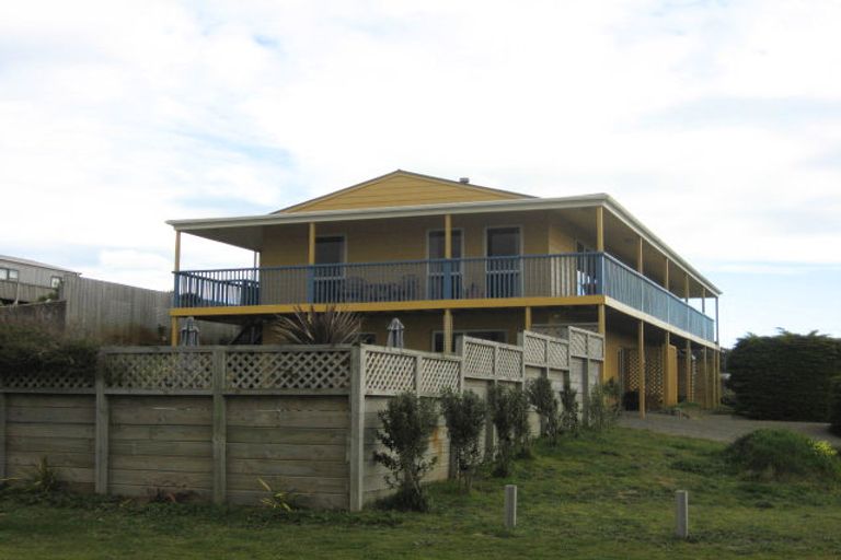 Photo of property in 9 Takitimu Street, Waitarere Beach, Levin, 5510