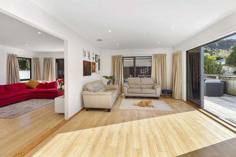 Photo of property in 22a Nathan Street, Tawa, Wellington, 5028