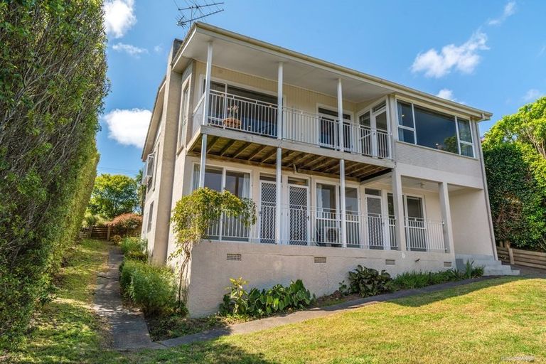 Photo of property in 112 Bleakhouse Road, Mellons Bay, Auckland, 2014