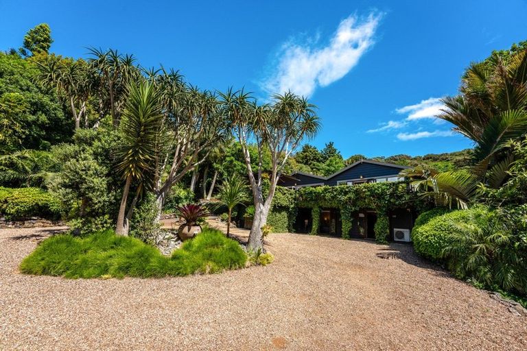 Photo of property in 27-29 Te Toki Road, Ostend, Waiheke Island, 1081