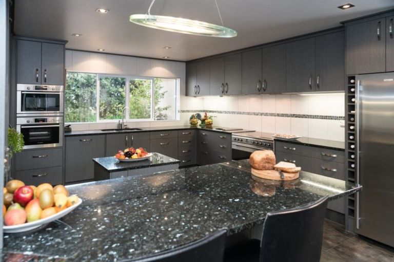 Photo of property in 20 Derham Road, Te Horo, Otaki, 5581