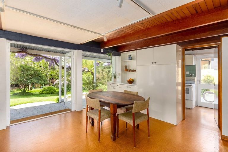 Photo of property in 84c Avonhead Road, Avonhead, Christchurch, 8042