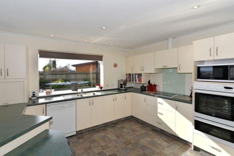 Photo of property in 28 Standish Place, Stoke, Nelson, 7011