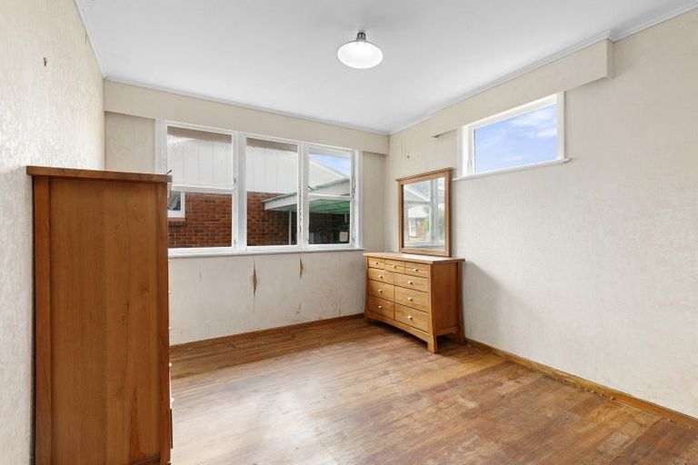 Photo of property in 417 Muritai Road, Eastbourne, Lower Hutt, 5013
