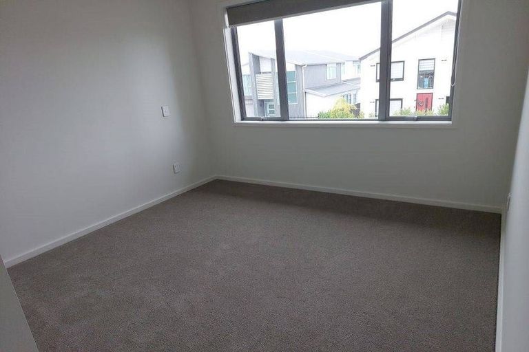 Photo of property in 19 Gunn Way, Hobsonville, Auckland, 0616