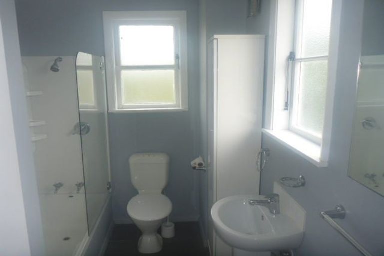 Photo of property in 12 Compton Crescent, Taita, Lower Hutt, 5011