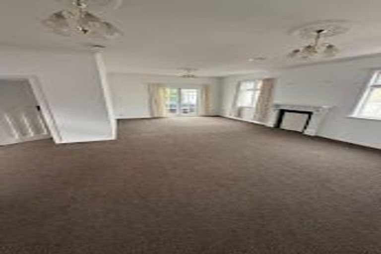 Photo of property in 22 Riddlers Crescent, Petone, Lower Hutt, 5012