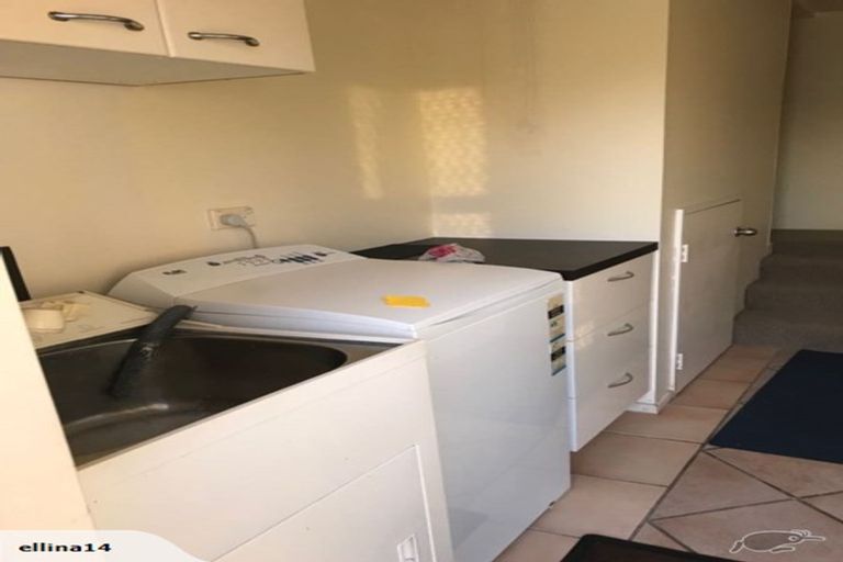 Photo of property in 1/46a Blakeborough Drive, Forrest Hill, Auckland, 0620