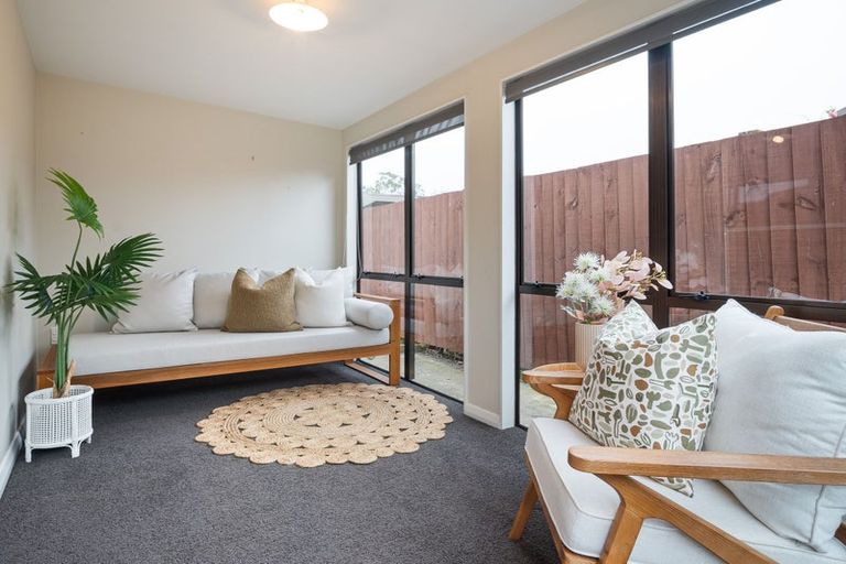 Photo of property in 17 Ensors Road, Opawa, Christchurch, 8023