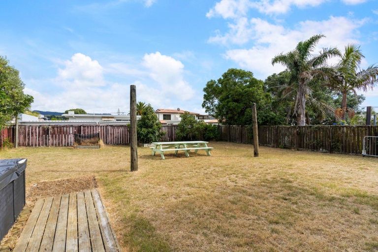 Photo of property in 117 Pohutukawa Crescent, Whangamata, 3620