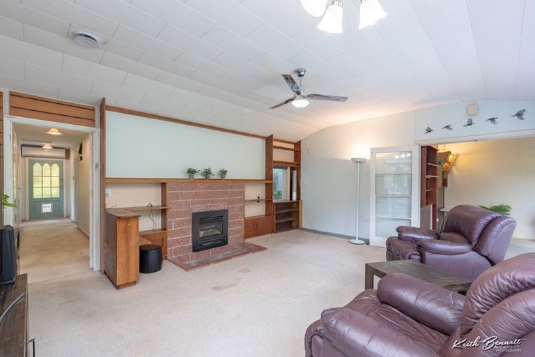 Photo of property in 16 Black Beech Street, Birchville, Upper Hutt, 5018