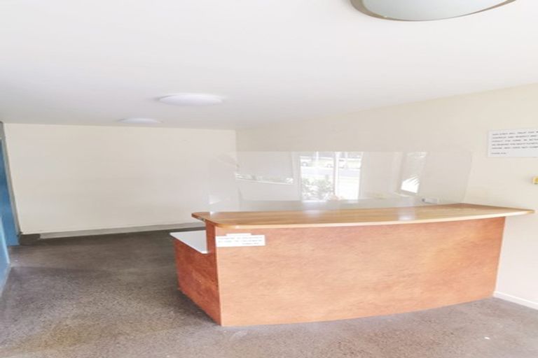 Photo of property in 19 Highland Park Drive, Highland Park, Auckland, 2010