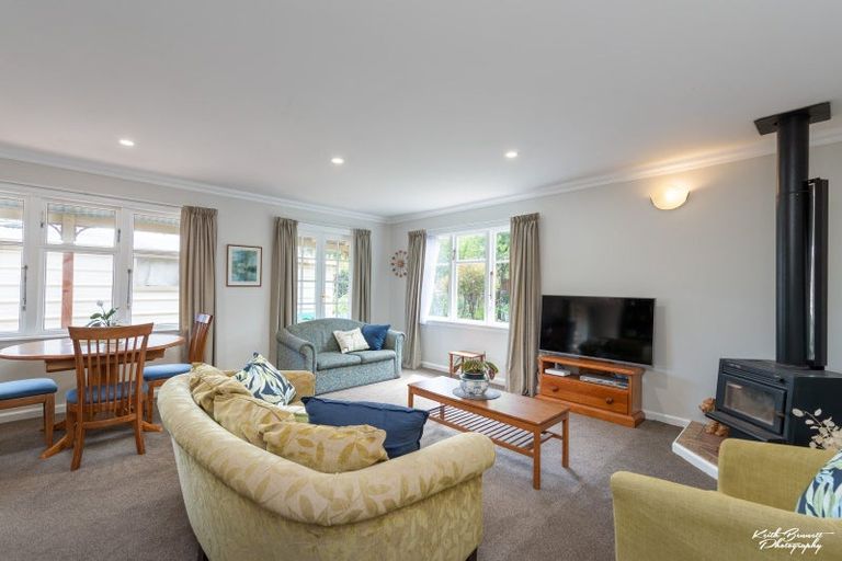 Photo of property in 22 Whakatiki Street, Trentham, Upper Hutt, 5018