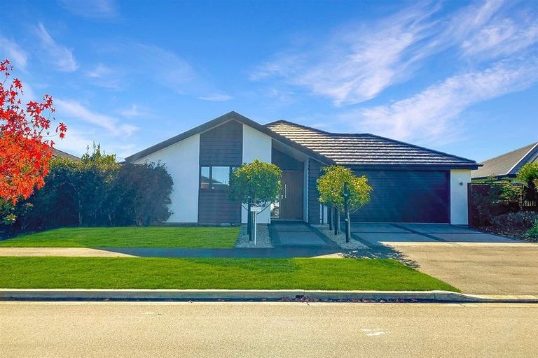 Photo of property in 10 Urihia Street, Marshland, Christchurch, 8083