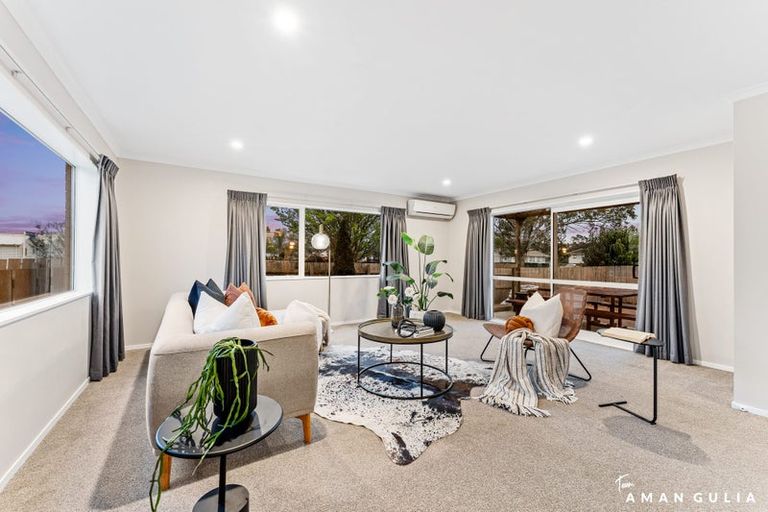 Photo of property in 19 Waitoro Lane, Henderson, Auckland, 0612