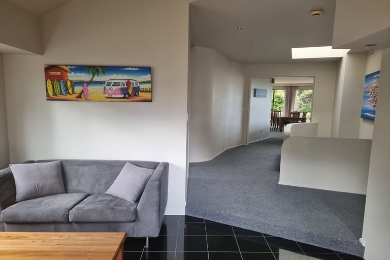 Photo of property in 10/2-22a Balmain Road, Chatswood, Auckland, 0626