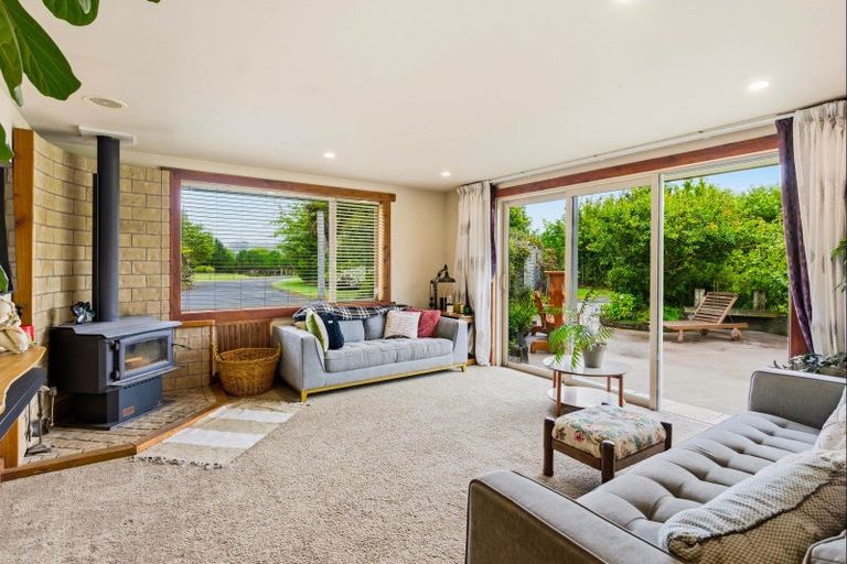 Photo of property in 71 Blackhead Road, Blackhead, Dunedin, 9076