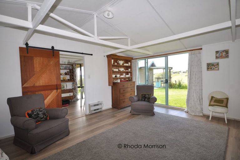 Photo of property in 208 Petley Road, Paparoa, 0571