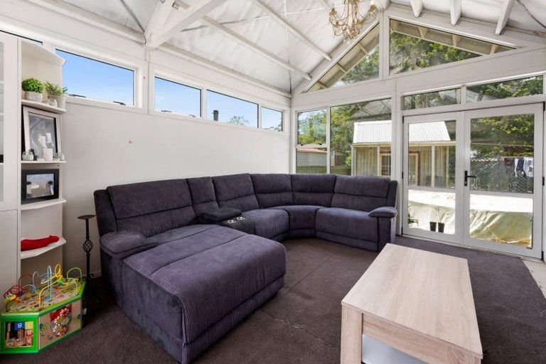 Photo of property in 64 Barnard Road, Fairy Springs, Rotorua, 3015