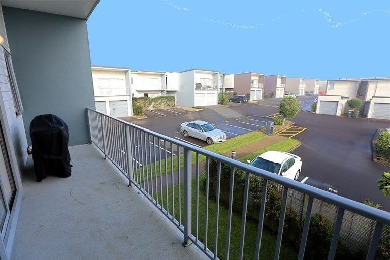Photo of property in 96/7 Kelvin Hart Drive, East Tamaki, Auckland, 2013