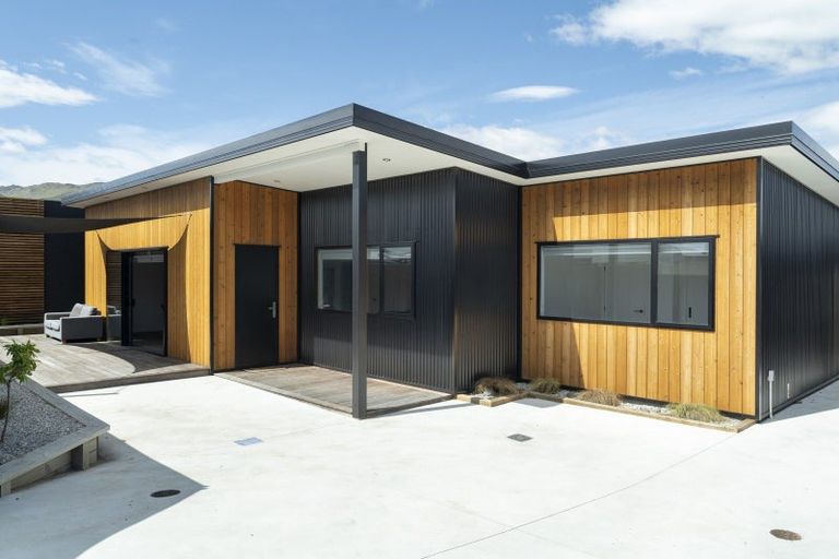 Photo of property in 7a Coleraine Street, Cromwell, 9310