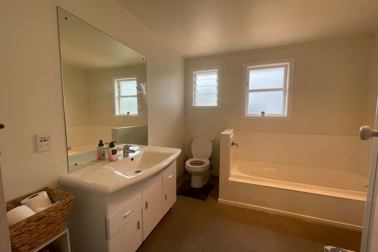 Photo of property in 151 Settlement Road, Papakura, 2110