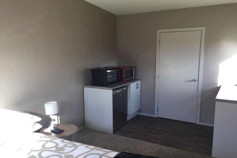 Photo of property in 8 Sylvan Street, Lake Hayes, Queenstown, 9304