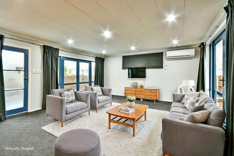 Photo of property in 26 Resolute Way, Papakura, 2110