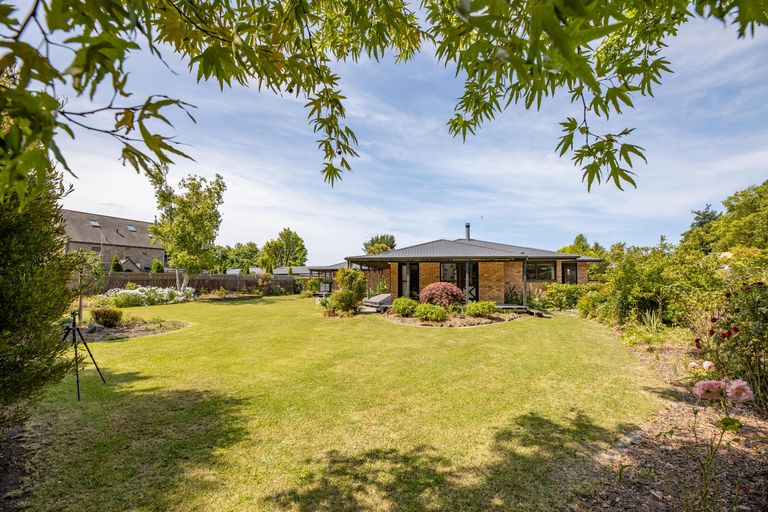 Photo of property in 56 Buckleys Road, Rangiora, 7400