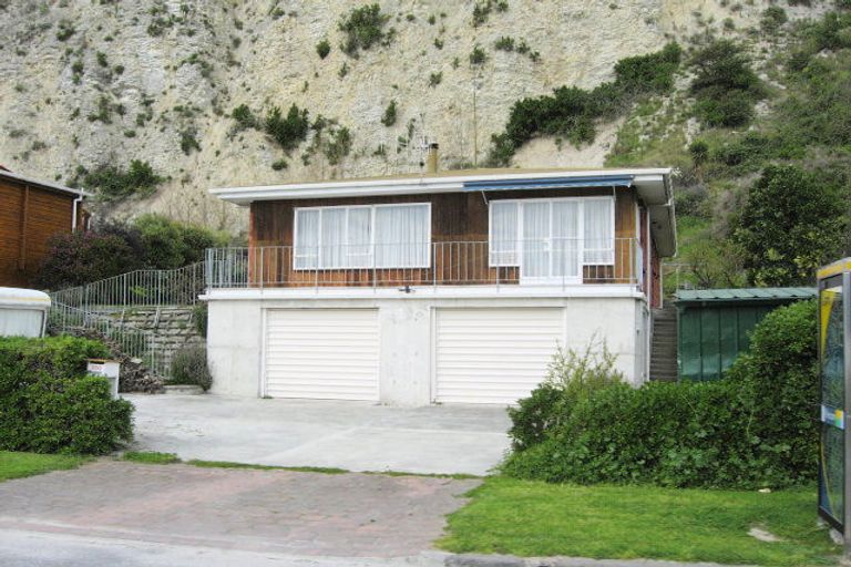 Photo of property in 200 Torquay Street, Kaikoura, 7300