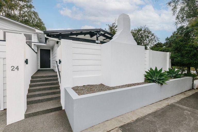 Photo of property in 24 Heatley Avenue, Hokowhitu, Palmerston North, 4410