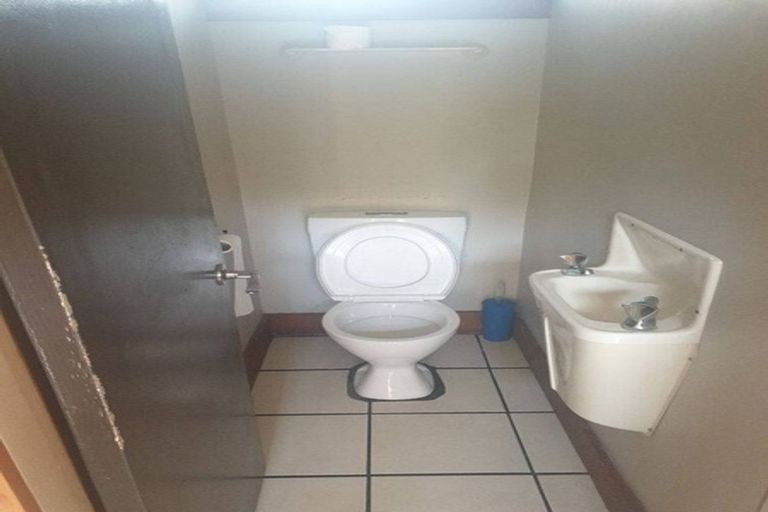 Photo of property in 100 Puriri Street, Gonville, Wanganui, 4501