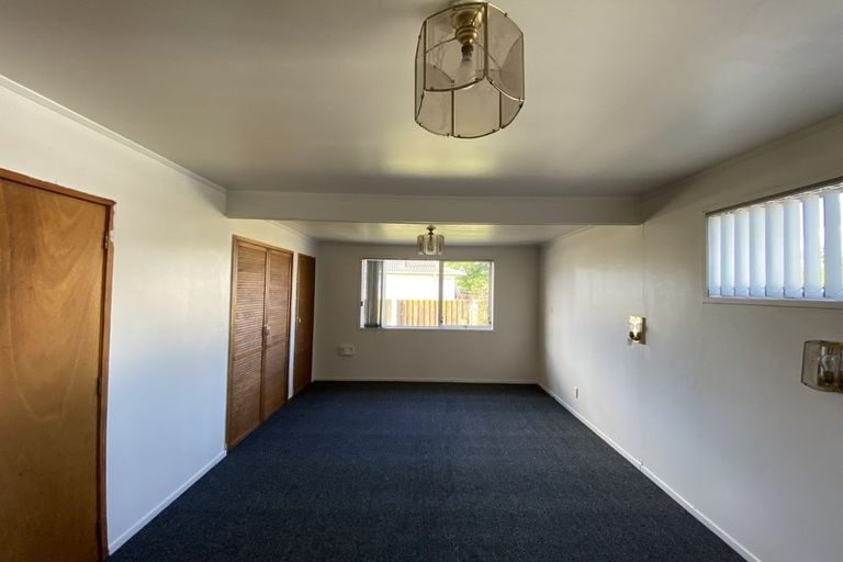 Photo of property in 5 Adel Place, Weymouth, Auckland, 2103