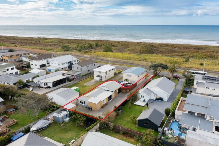 Photo of property in 828b Papamoa Beach Road, Papamoa Beach, Papamoa, 3118
