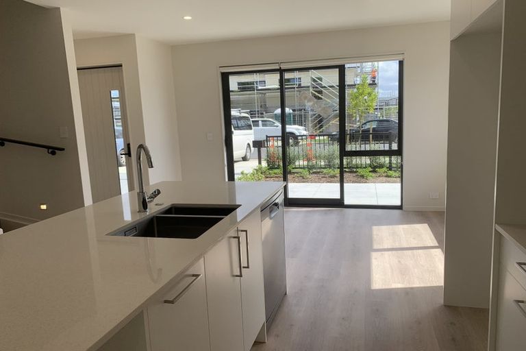 Photo of property in 13 Katikati Drive, Manurewa, Auckland, 2102