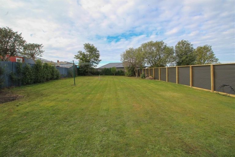 Photo of property in 12a Memorial Avenue, Parkside, Timaru, 7910
