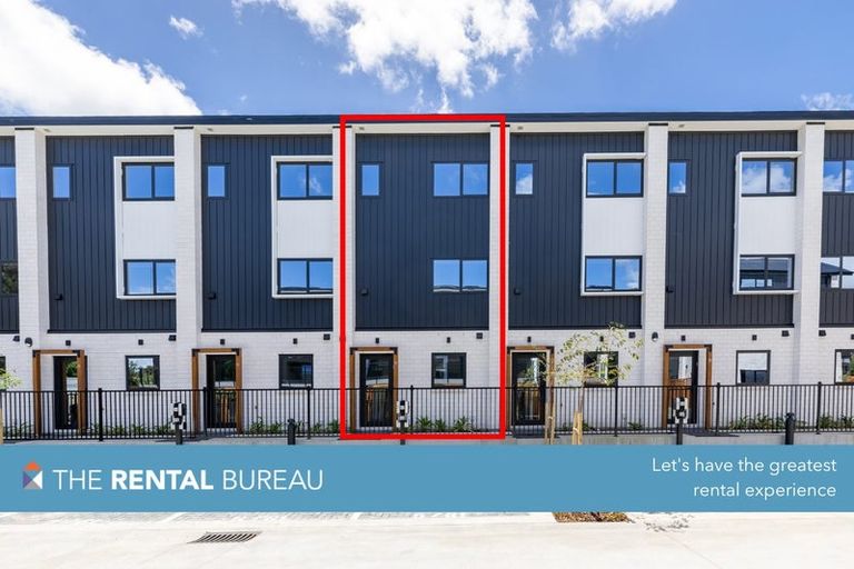 Photo of property in 7/59 Matipo Road, Te Atatu Peninsula, Auckland, 0610