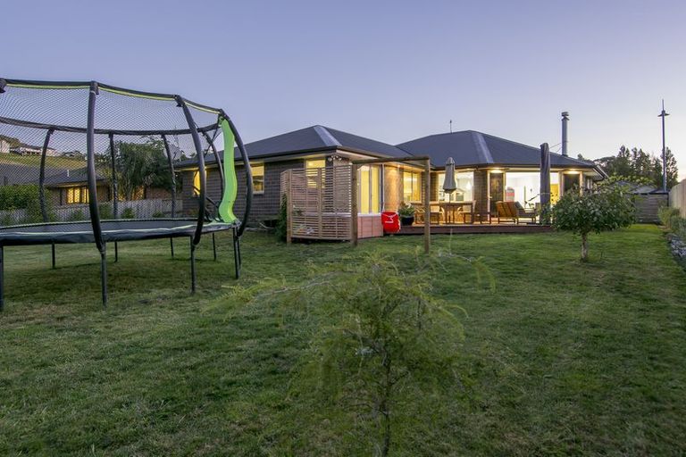 Photo of property in 146 Oteki Park Drive, Welcome Bay, Tauranga, 3112