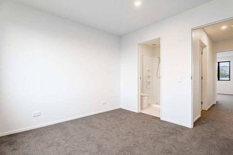 Photo of property in 6/28 Deloraine Street, Somerfield, Christchurch, 8024
