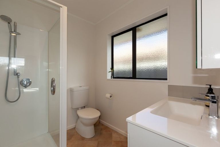 Photo of property in 69 Cedar Drive, Paraparaumu Beach, Paraparaumu, 5032