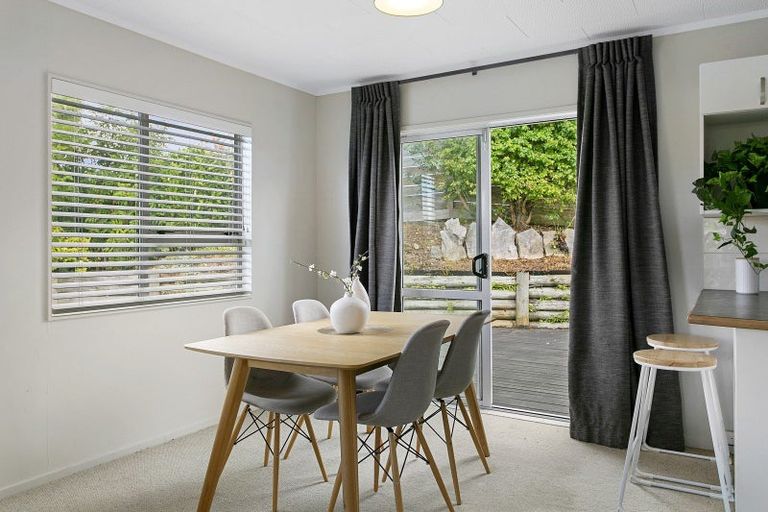 Photo of property in 2/23 Kiddle Drive, Hilltop, Taupo, 3330