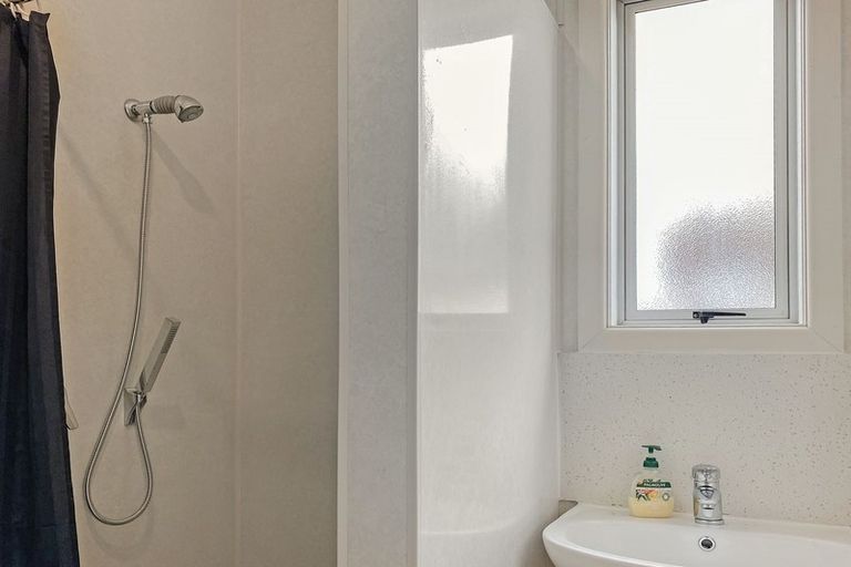 Photo of property in 1 Macaulay Place, Twizel, 7901