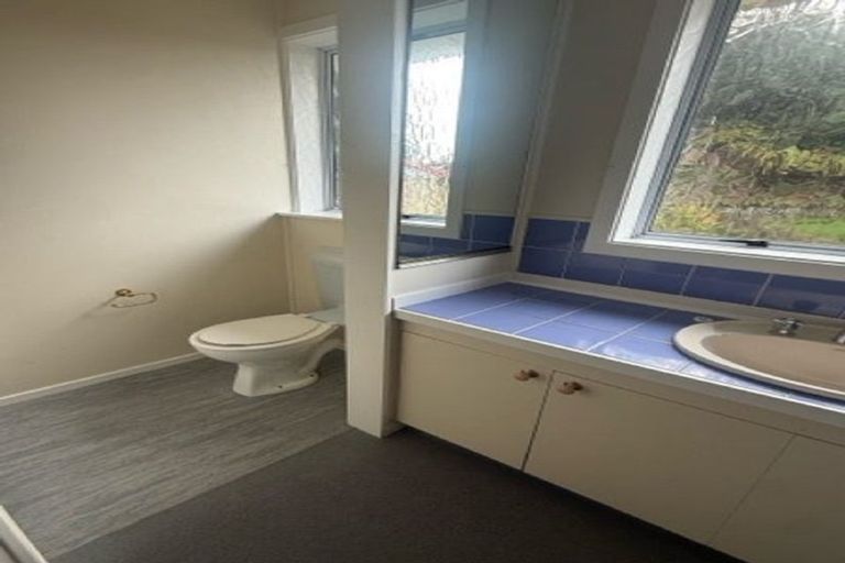 Photo of property in 470d Stokes Valley Road, Stokes Valley, Lower Hutt, 5019