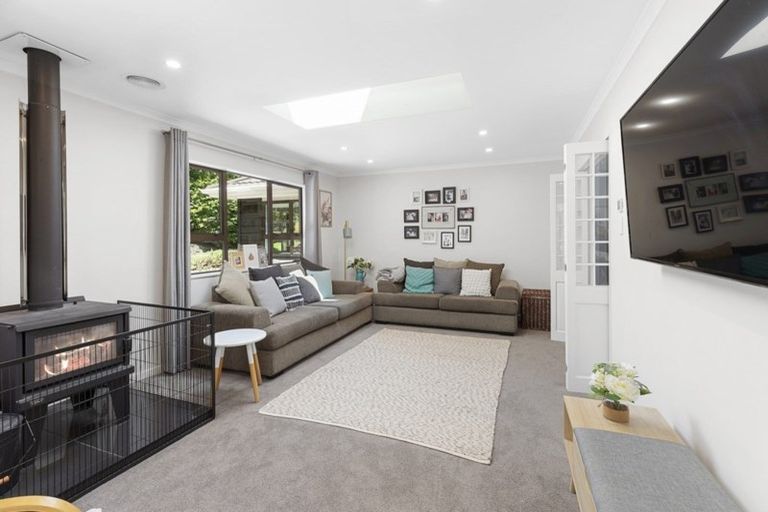 Photo of property in 11 Eclipse Lane, Whitby, Porirua, 5024