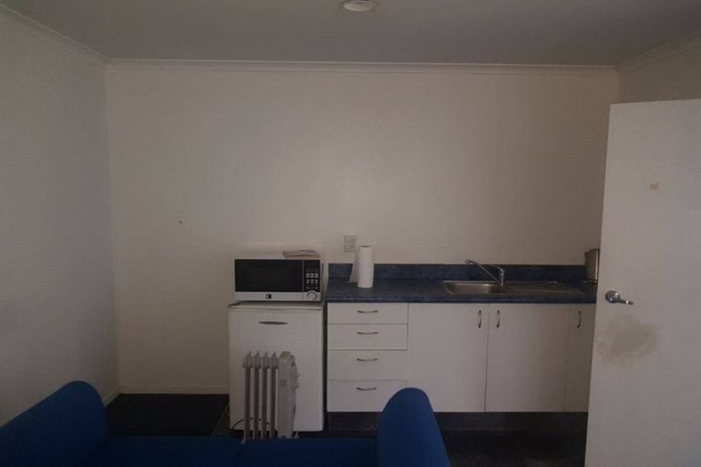 Photo of property in Othello House, 22-24 Mount Edgcumbe Street, New Plymouth, 4310